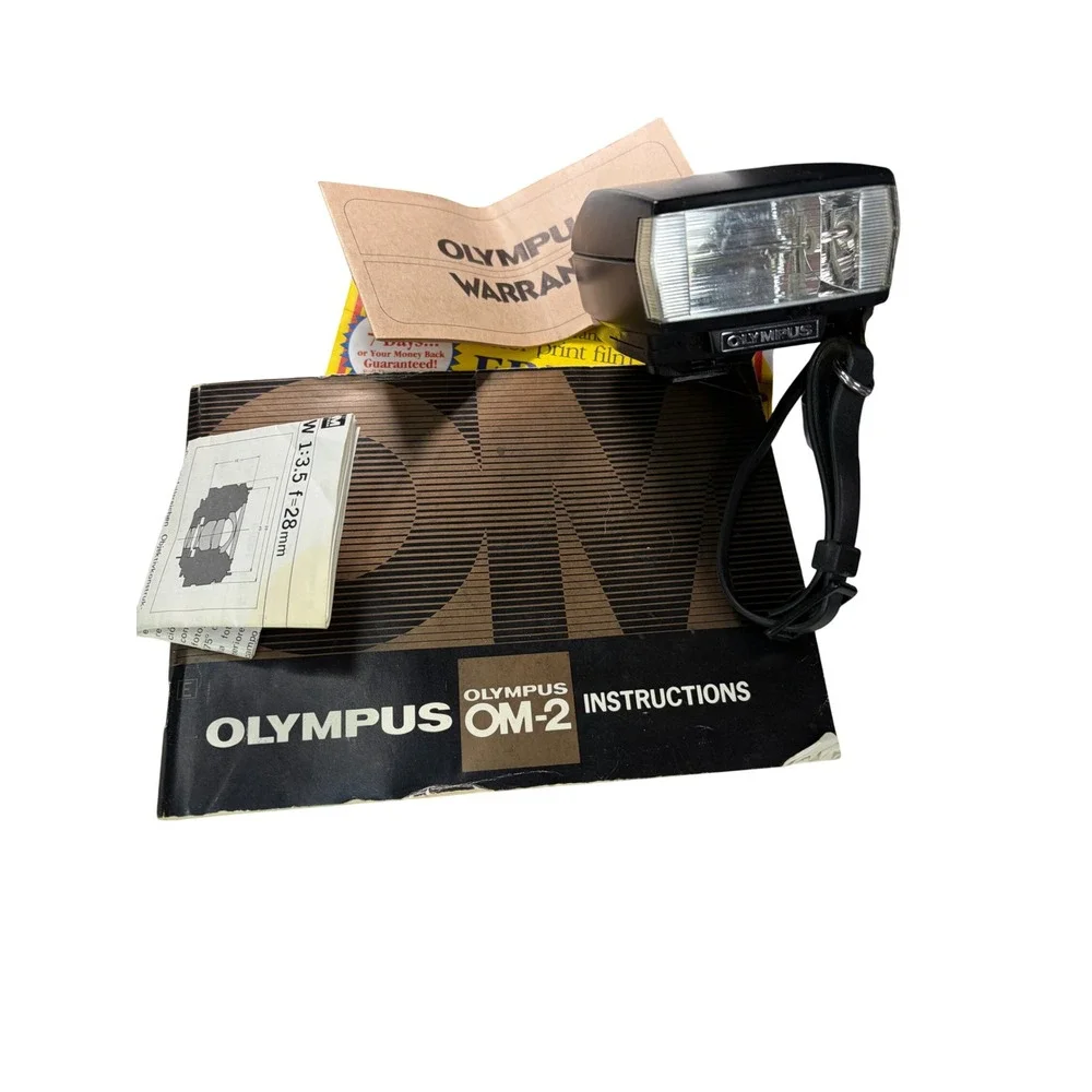 BUNDLE Olympus OM-2 35mm SLR Camera 3 Zuiko Lens 28mm 50mm 200mm Winder Flash